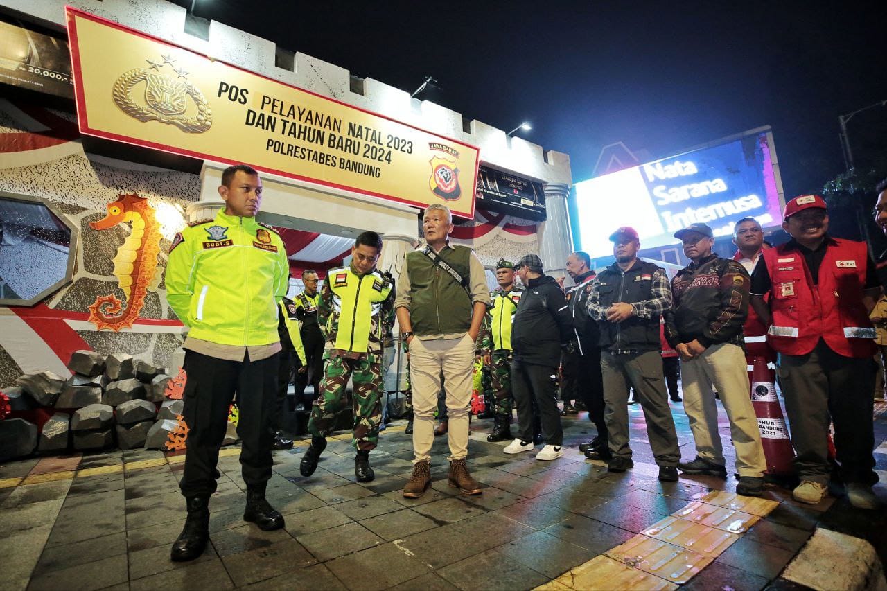 170418505789-nyaman-dan-sejuk-kota-bandung-sambut-2024-dengan-suasana-kondusif