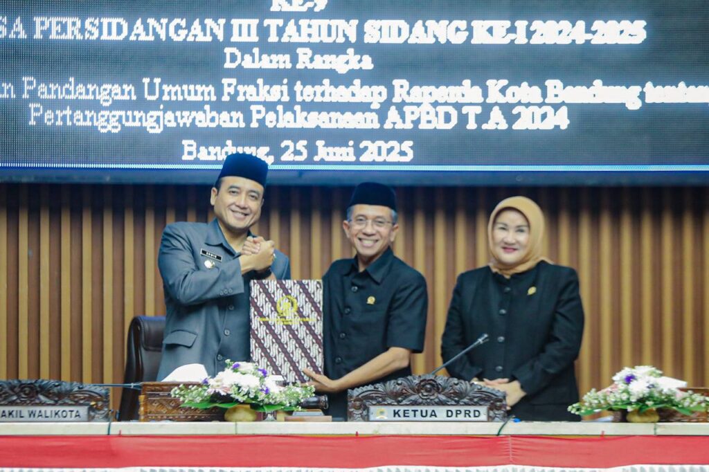 17508579672-pemkot-bandung-bertekad-tingkatkan-akuntabilitas-dan-transparansi-pengelolaan-keuangan-daerah