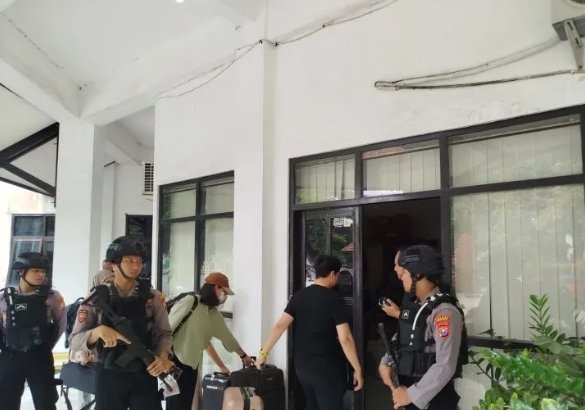 Screenshot_2025-11-12-13-59-59-24_40deb401b9ffe8e1df2f1cc5ba480b12