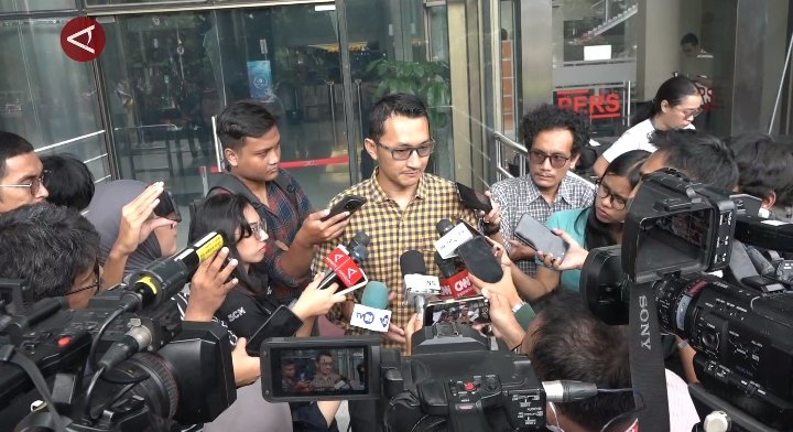 Screenshot_2025-12-19-19-38-24-15_40deb401b9ffe8e1df2f1cc5ba480b12