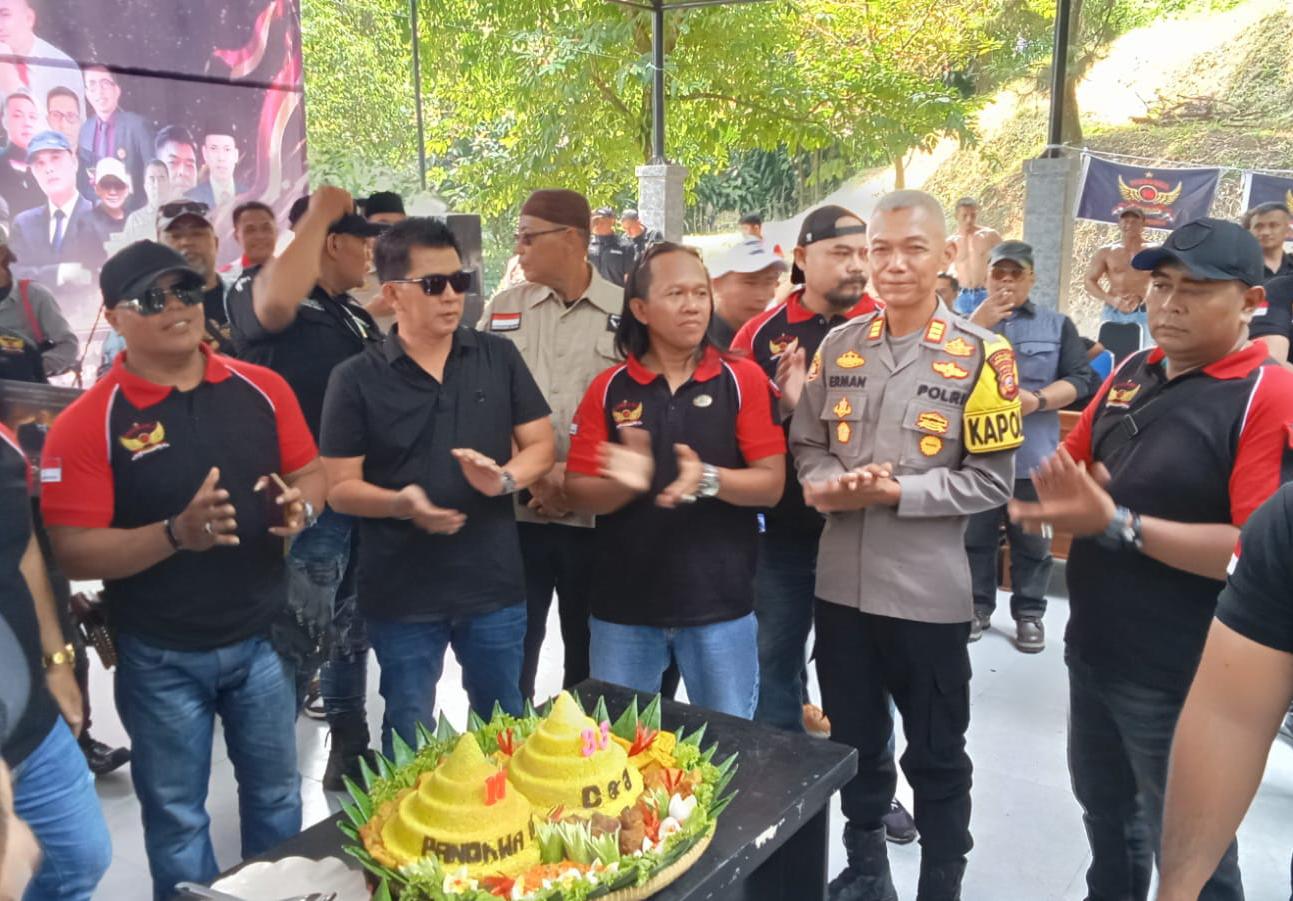 Anggota DPRD Kabupaten Sukabumi Tedi Setiadi Hadiri Anniversary Ke-17 LSM Pandawa 16 di Monumen Bojongkokosan