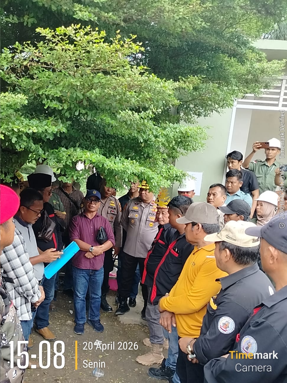 Hentikan Penindasan!”: Aliansi Adat Melayu-Nias Kepung PT Tumpuan, Tuntut Keadilan Atas Diskriminasi dan Kekerasan