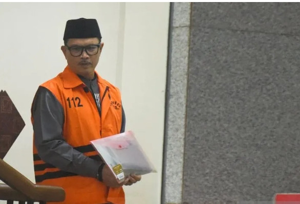 JEJARING KORUPSI MAKIN MENGUNGKAP: KPK PERIKSA SEKDA DAN KEPALA BADAN KEUANGAN MADIUN, DUGAAN ‘FEE PROYEK’ UNTUK MAIDI SEMAKIN KUAT