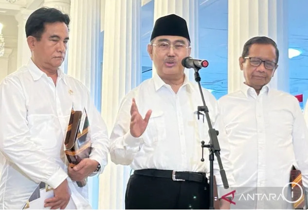 TITIK BALIK SEJARAH KEPOLISIAN: KOMPOLNAS DIUBAH MENJADI “RAJA PENGAWAS” YANG INDEPENDEN DAN MENGİKAT