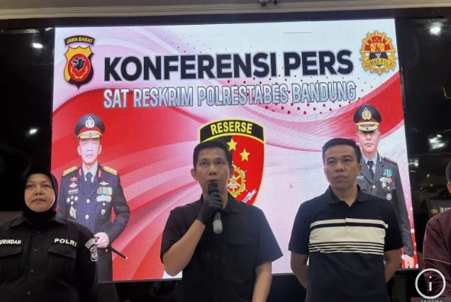 DARAH ADIK IPAR TUMPAH KARENA “URUSAN ORANG LAIN”: POLRESTABES BANDUNG JERAT PELAKU PEMBUNUHAN BERENCANA, ANCAMAN SEUMUR HIDUP MENANTANG
