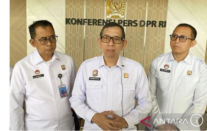 “Big Tech” AI Dipaksa Bayar Upah: Pemerintah Siapkan Lembaga Khusus Pungut Royalti dari Data Kreator