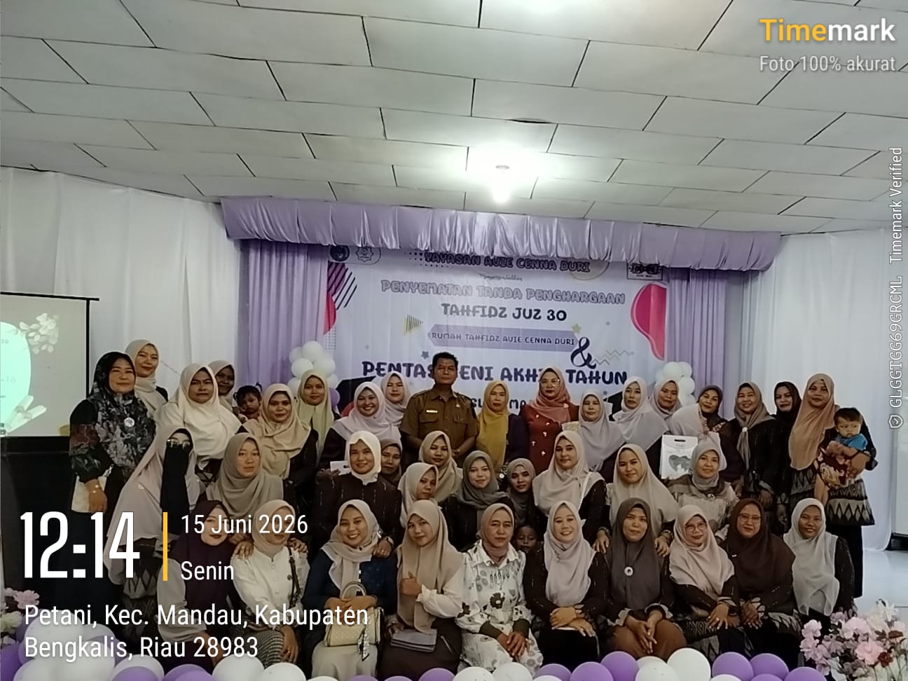 Meriah dan Haru, Rumah Tahfidz Avie Cenna Duri Gelar Wisuda Tahfidz Juz 30 dan Pentas Seni TK Islam Madinah Al-Munawarah