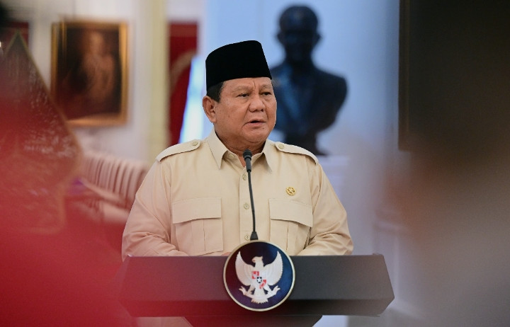 Prabowo Sahkan Revisi UU Polri: Pintu Lebar bagi Penempatan Sipil, Pensiun Diperpanjang, dan Era Pengawasan Berbasis AI