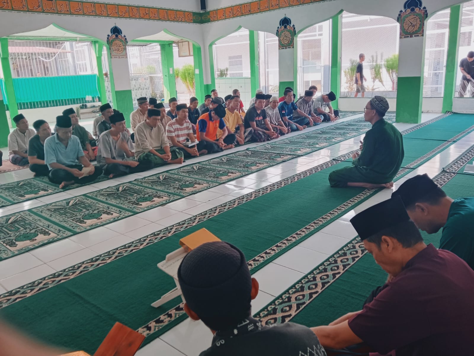 RUTAN MANNA LAKSANAKAN PEMBINAAN KEROHANIAN BERUPA BELAJAR MENGAJI BAGI WBP