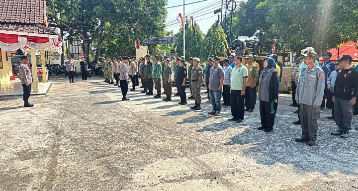 Polsek Cibingbin Gelar Apel Siaga Masyarakat Peduli Api, Ajak Warga Bersama Cegah Karhutla