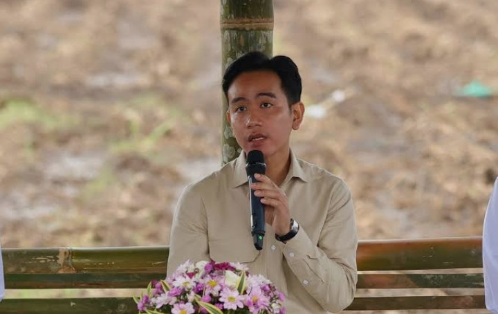 KPU HANTAM BALIK GUGATAN SYARAT PENDIDIKAN GIBRAN: TERLAMBAT 905 HARI, “MENCARI KEADILAN” BUKAN ALASAN MELABRAK HUKUM