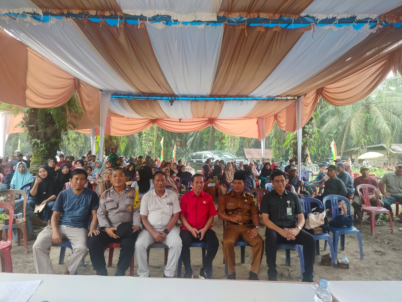 Anggota DPRD kabupaten Bengkalis Rahmad S.I.KOM Sosialisasi Rancangan peraturan daerah Kabupaten Bengkalis