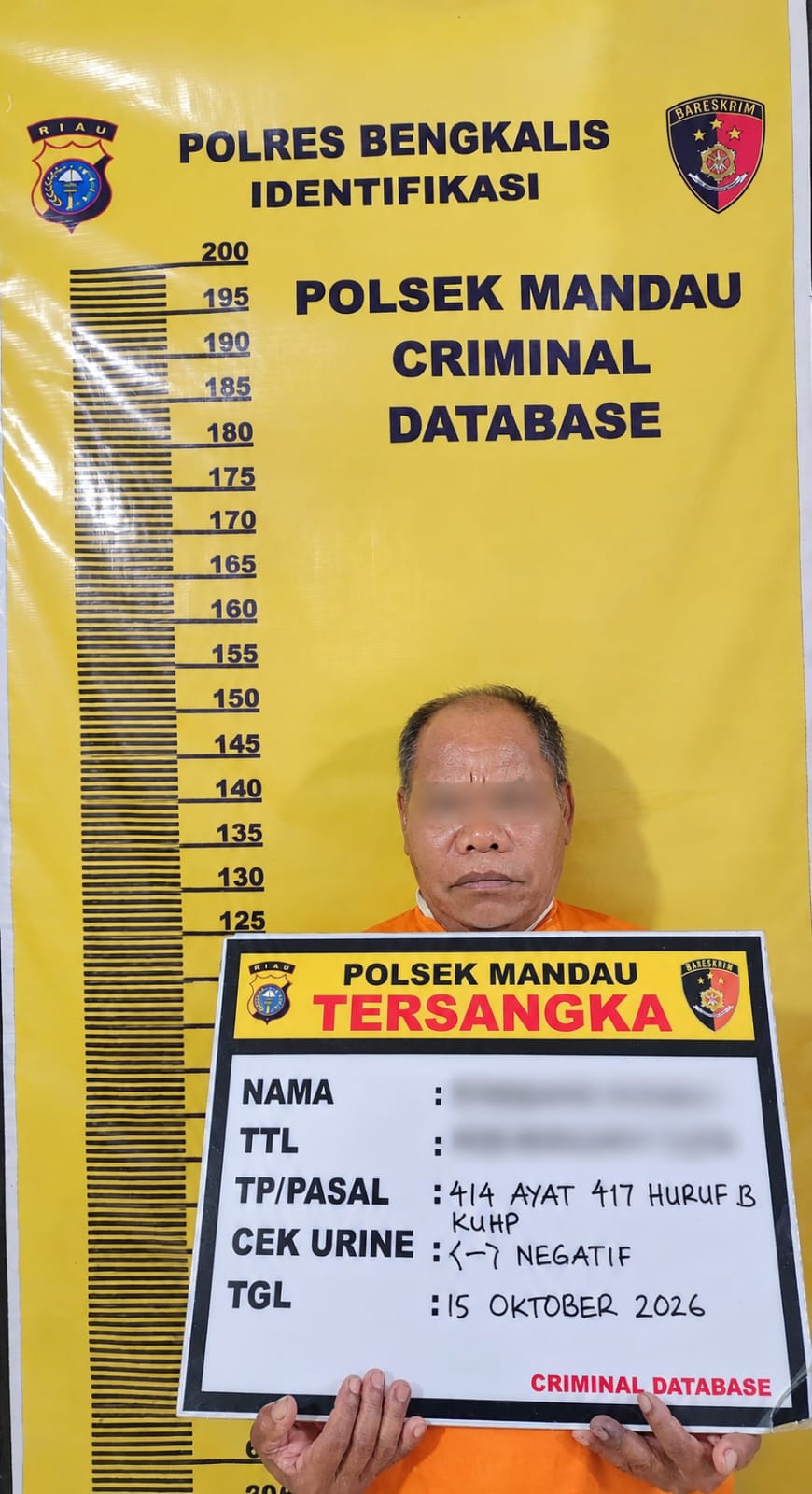 POLSEK MANDAU BEGUK PEMUDA/PRIA TUA PELAKU PELECEHAN TERHADAP DISABILITAS MENTAL DI WARUNG TUAK
