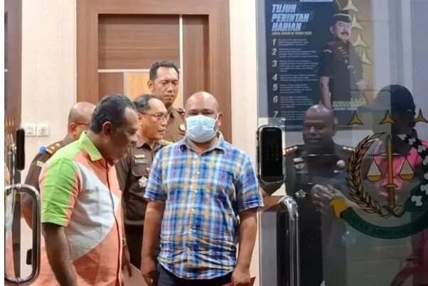 SKANDAL PROYEK FIKTIF DI PAPUA: Dibayar Lunas 100%, Jalan Boven Digoel Hanya 2 Persen Jadi! Negara Rugi Rp10,64 Miliar, Eks Kadis PUPR Berstatus Napi Kembali Ditjerat