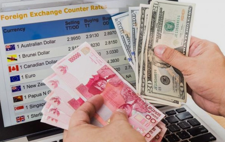 DARURAT EKONOMI! Rupiah Di Ambang Jurang Kiamat Rp18.200/USD, Perang Global Jadi Pemicu Utama